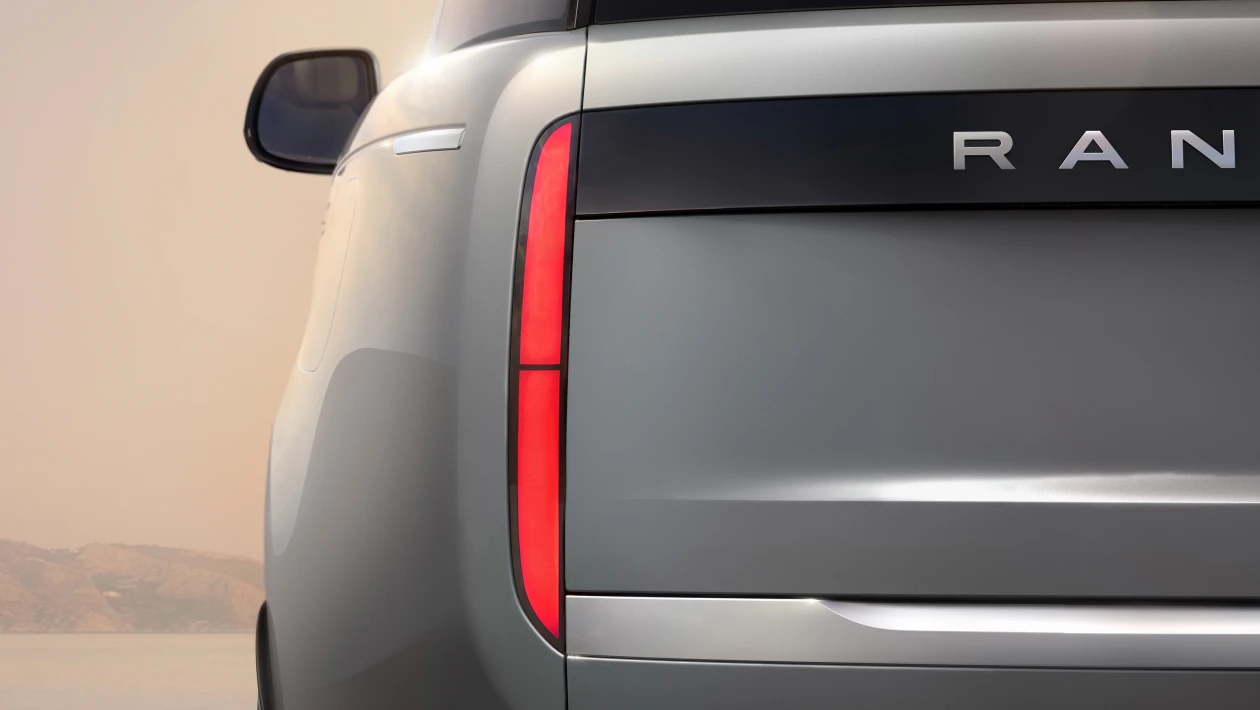 Range Rover Electric teasers 3