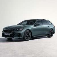 BMW i5 Touring 1