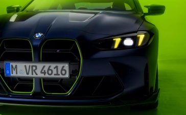 BMW M4 CS Edition VR46 A Tribute to Racing Legend Valentino Rossi (1)