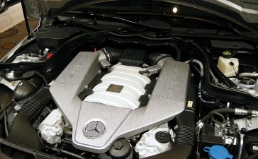 Mercedes Will Continue to Produce V8 and V12 Engines