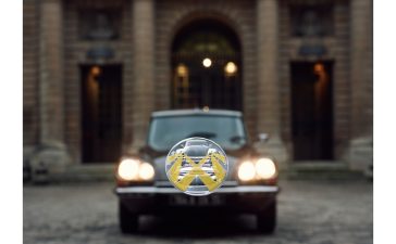 The French Mint and DS Automobiles Collaborate to Celebrate the Legendary DS's 70th Anniversary