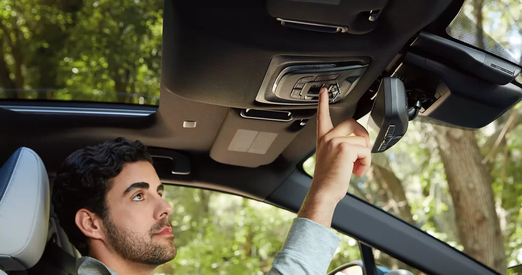 2025 Subaru Solterra Sunroof